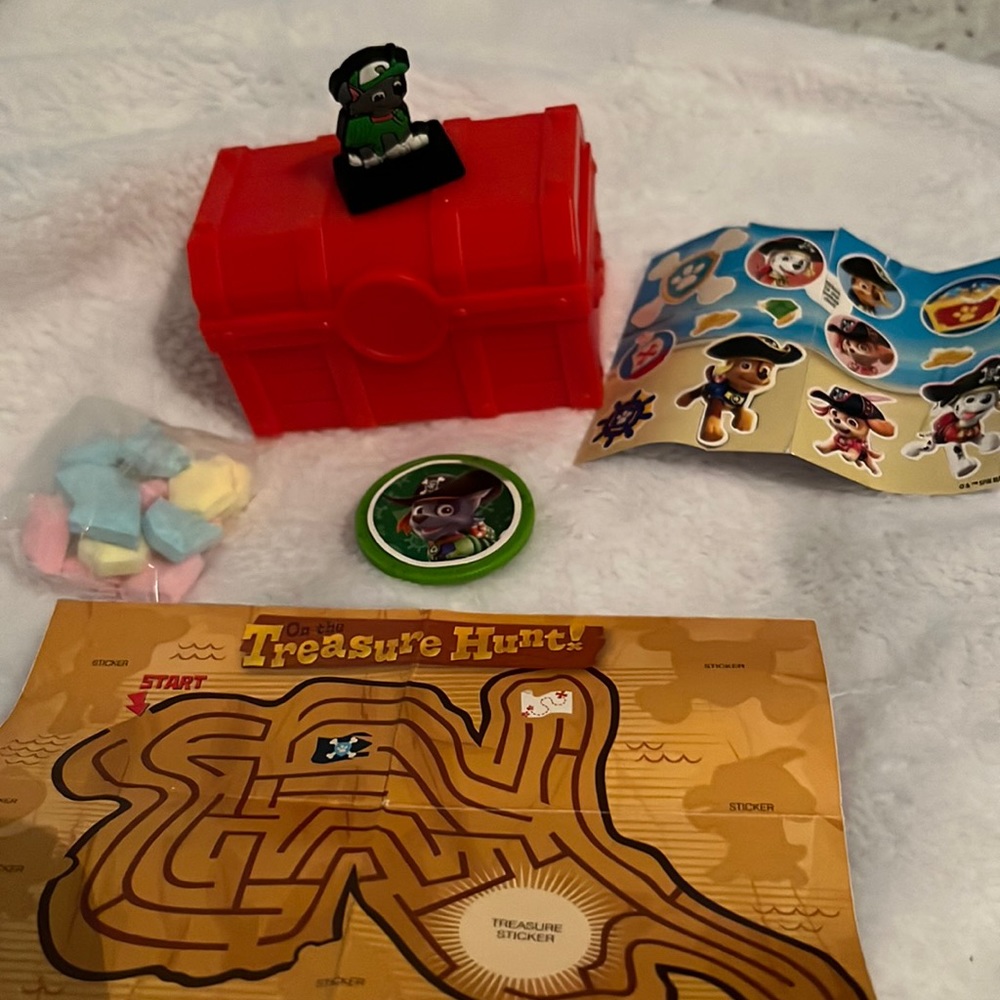 Nickelodeon Paw Patrol Treasure Chest *opened*